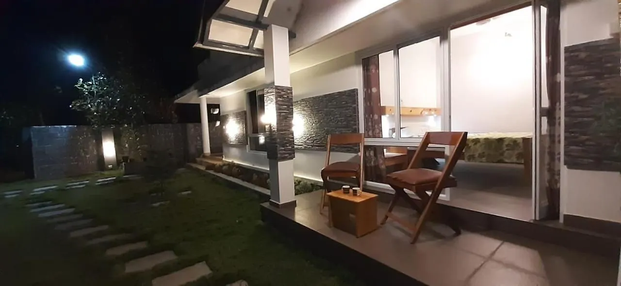ベッド・アンド・ブレックファスト Greenberg Cottages マラリクラム